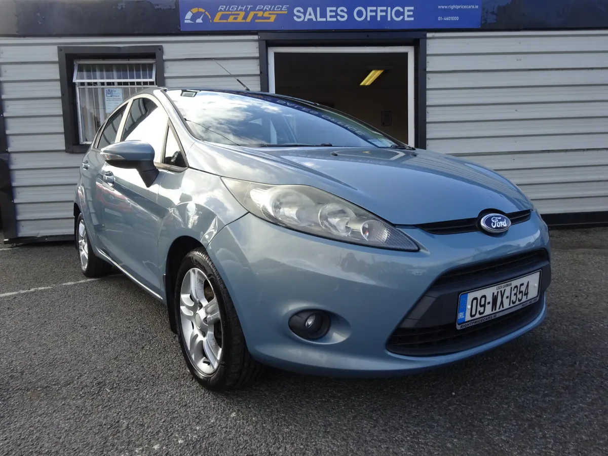 FORD FIESTA 1.25 PETROL 5 DOOR STYLE - Image 1