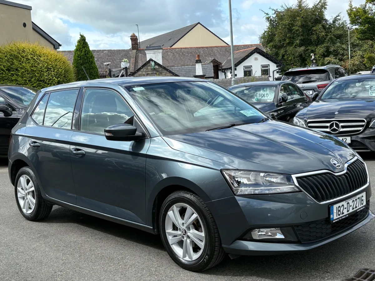 182 Skoda Fabia 1.0 Petrol 5dr - Image 3