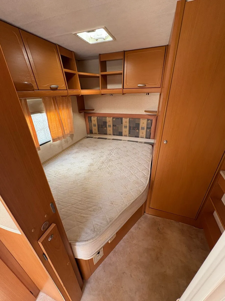 Bailey Ranger series 5, fixed bed 4 berth caravan - Image 3