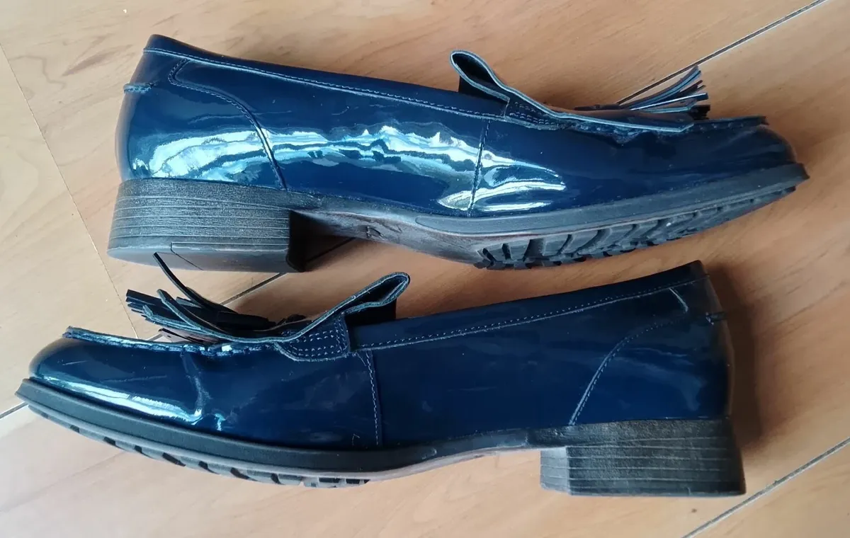 ladies classic shoes uk9 - Image 2