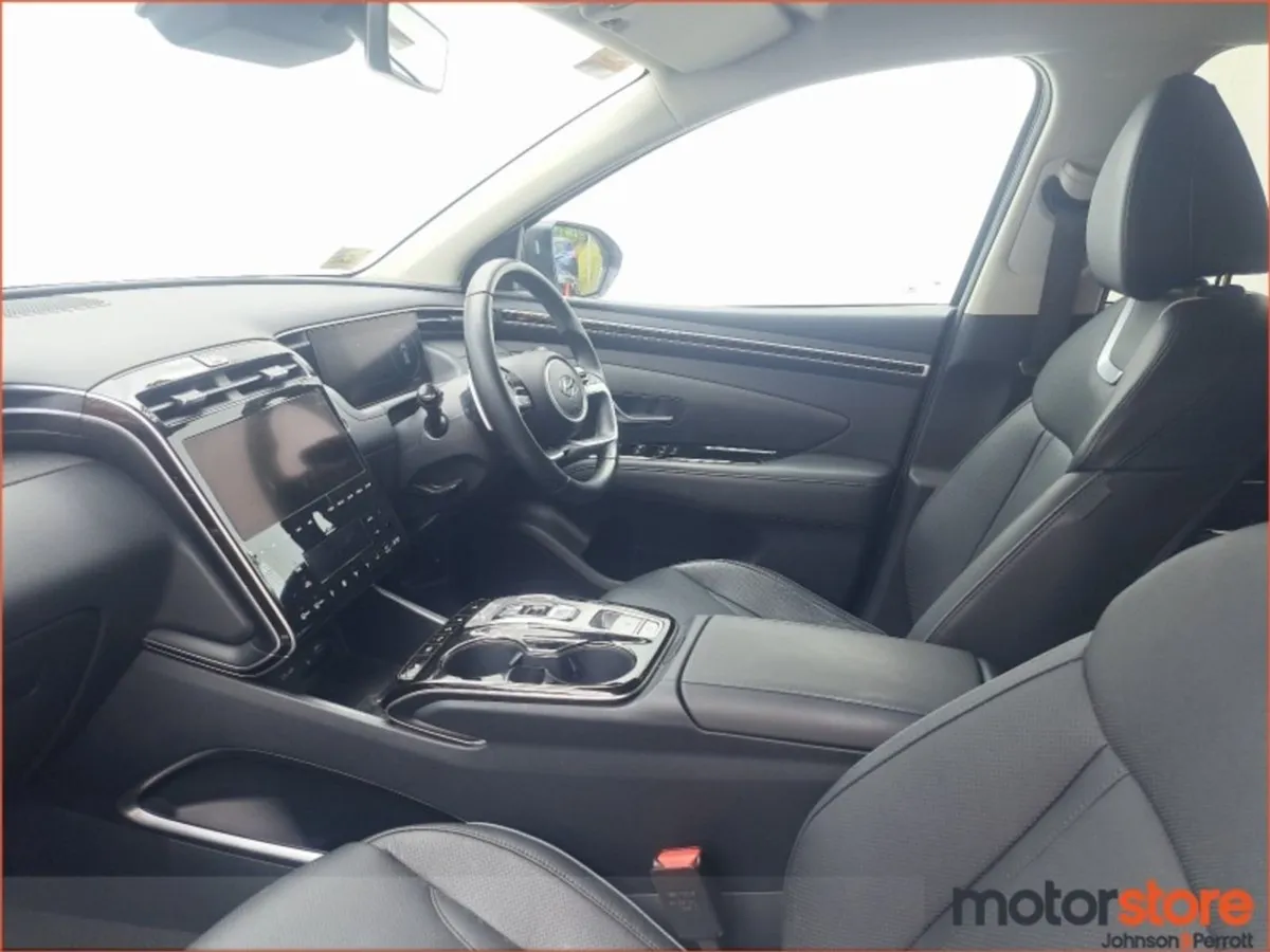 Hyundai Tucson Executive Plus 4WD 1.6 Phev Tiny M - Image 3