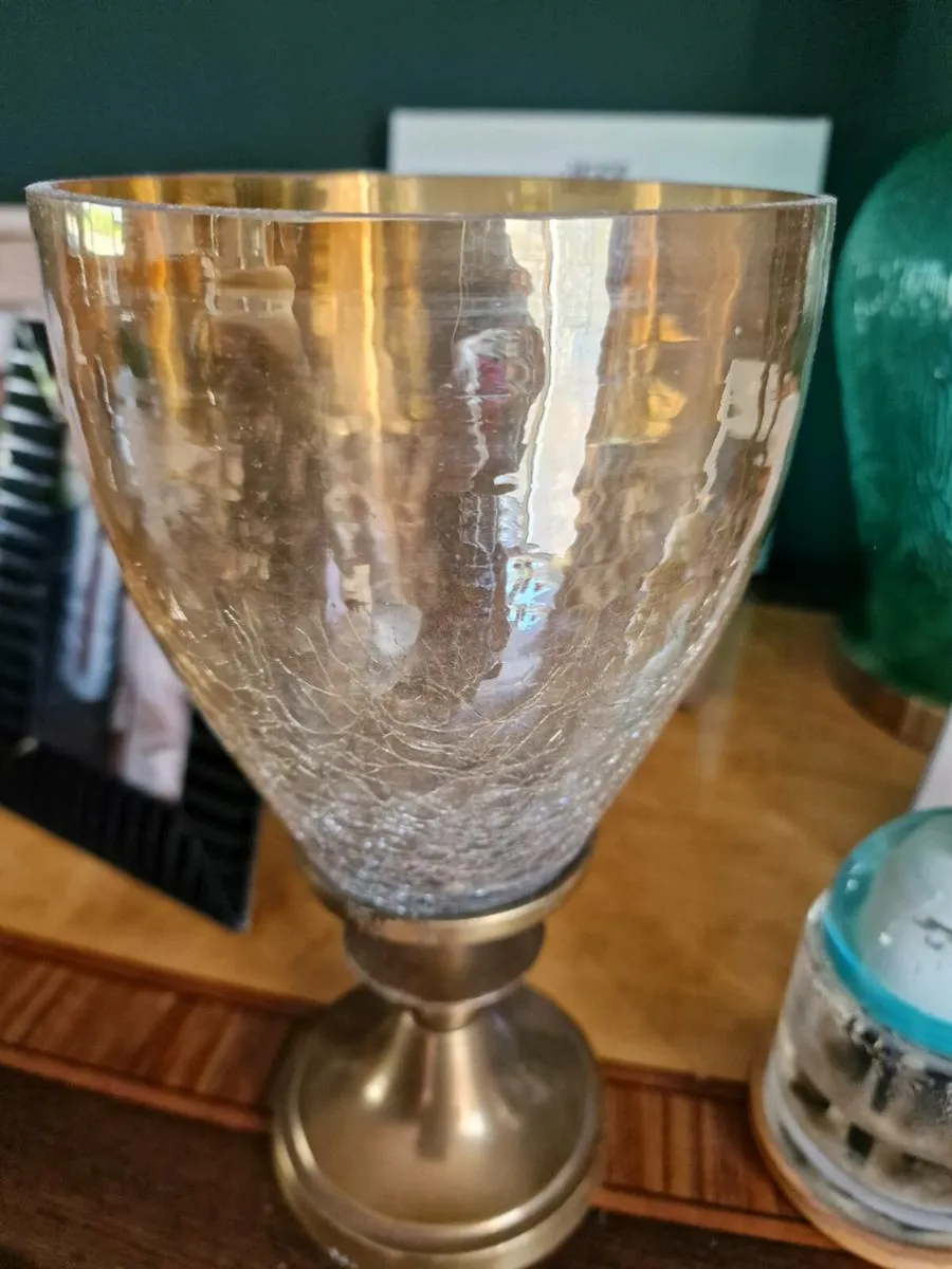 Gold candle holder - Image 1