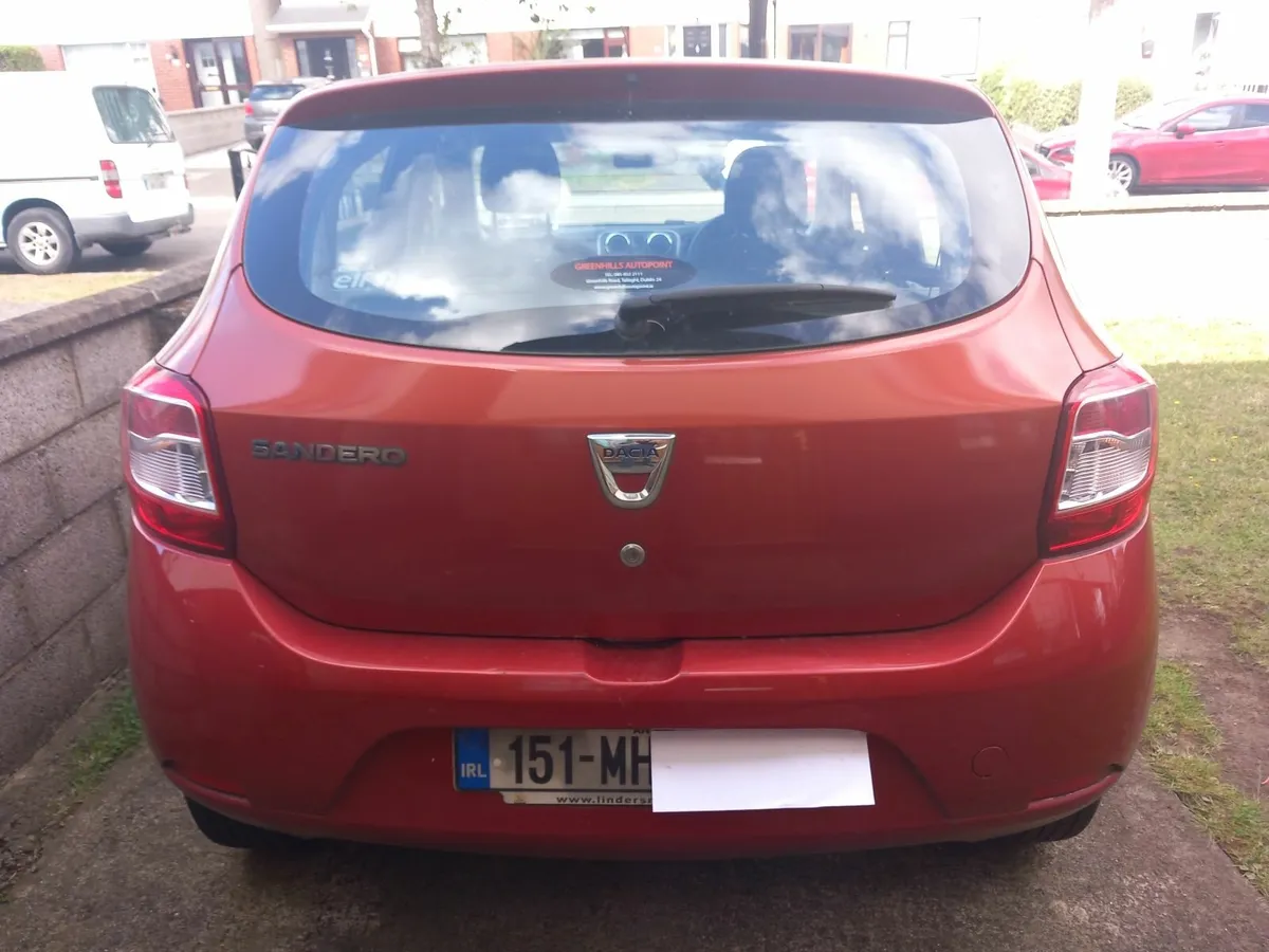 Dacia Sandero 2015 - Image 2