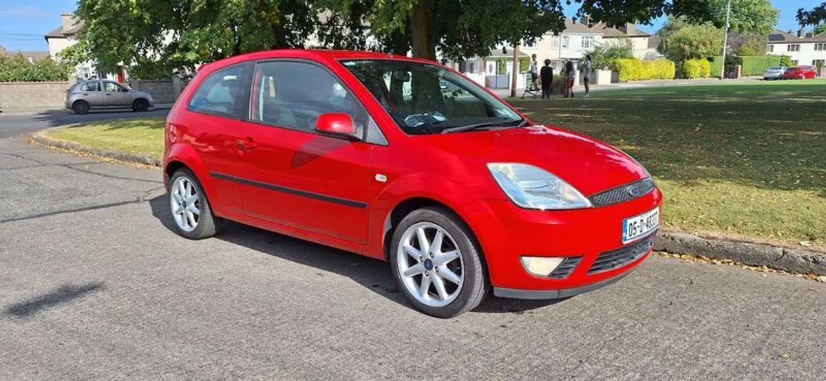 2005 Ford Fiesta - Image 1