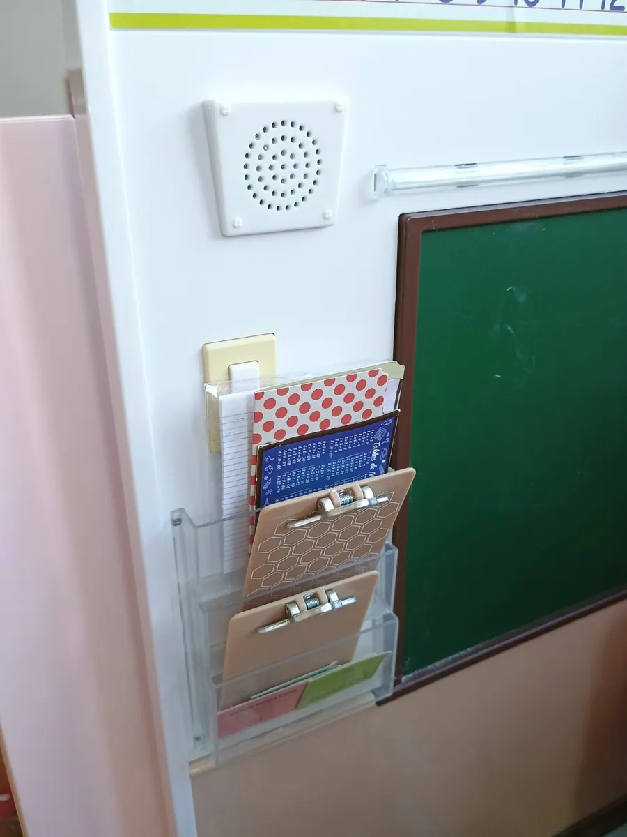 Our generation school house and extras - Image 4