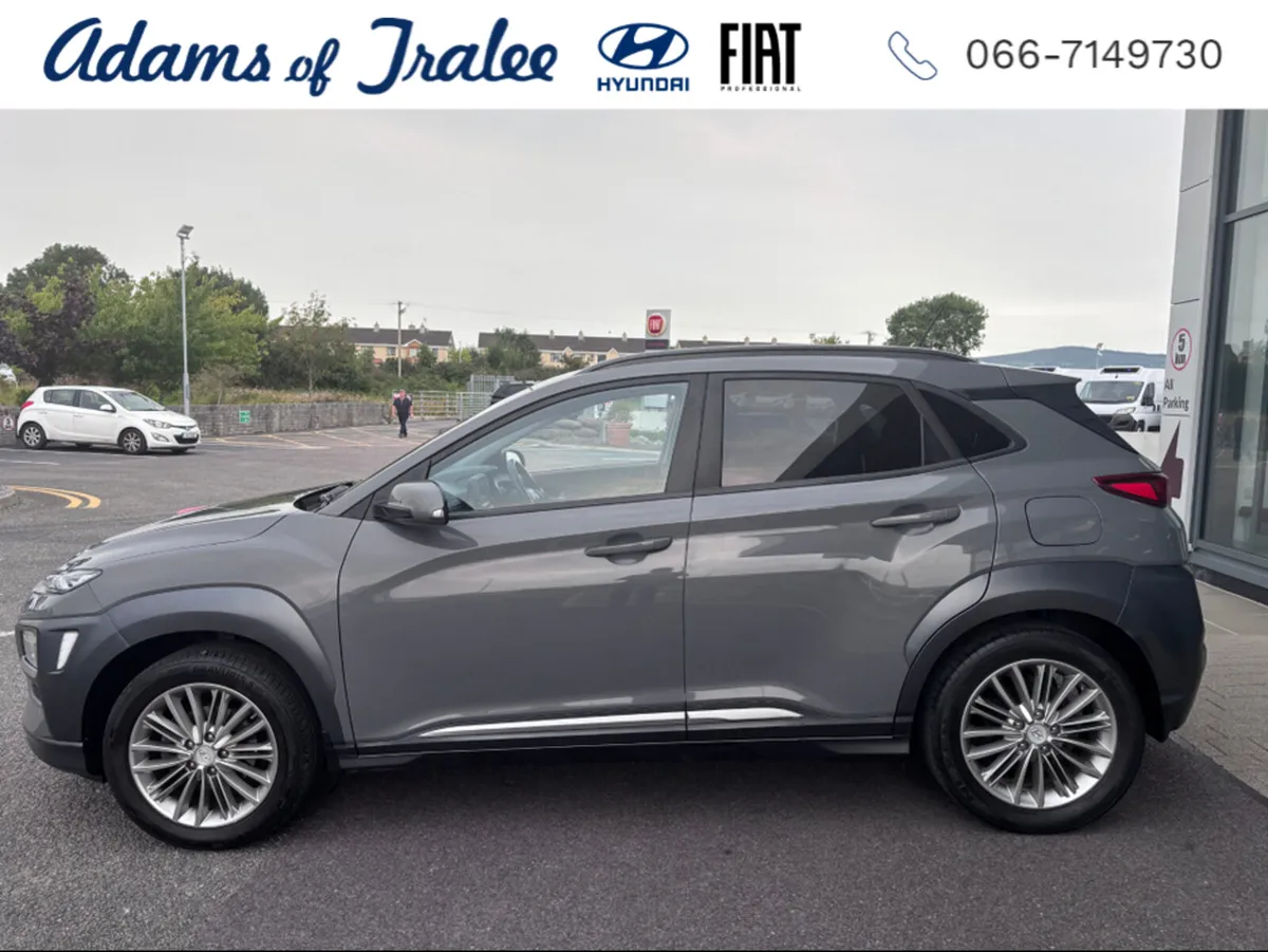 Hyundai KONA KAUAI EXECUTIVE 5DR - Image 2