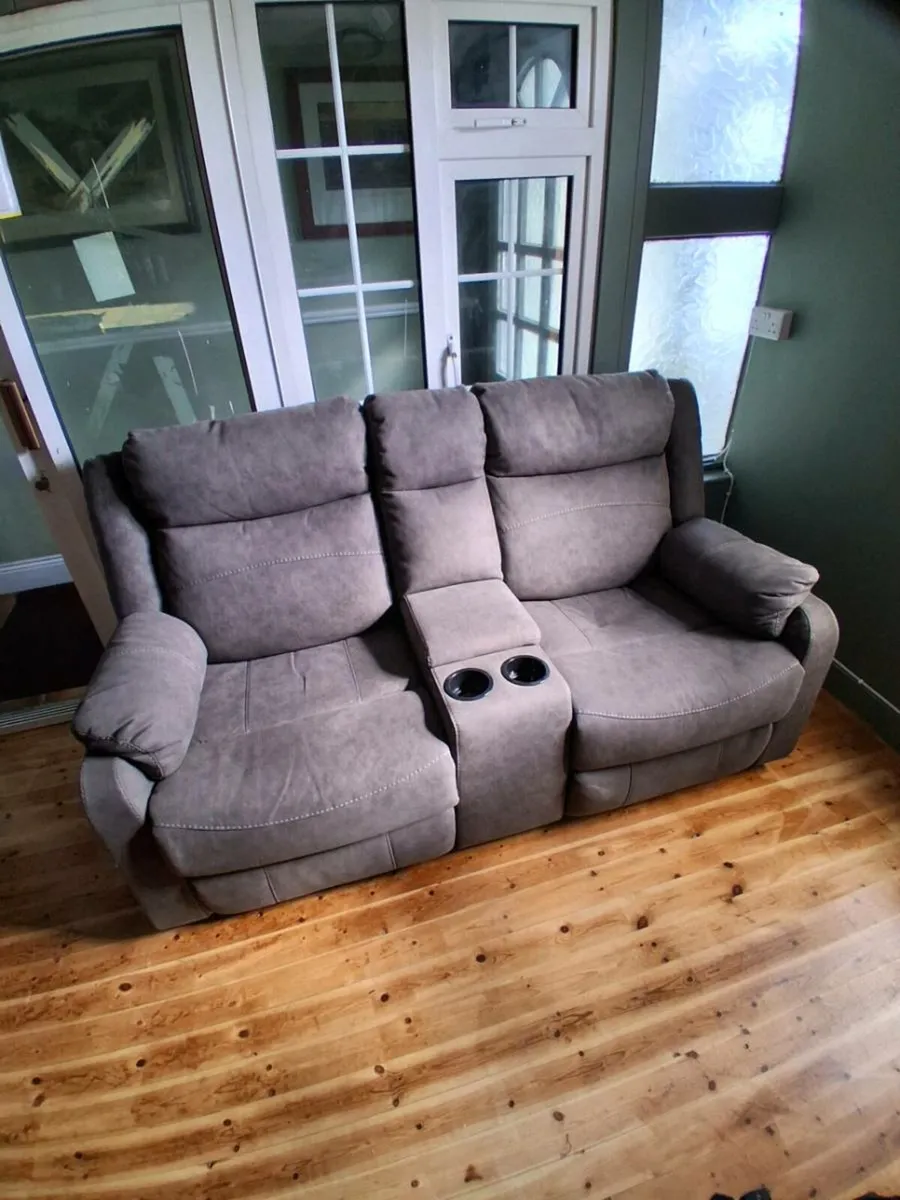 Couch €320 - Image 4