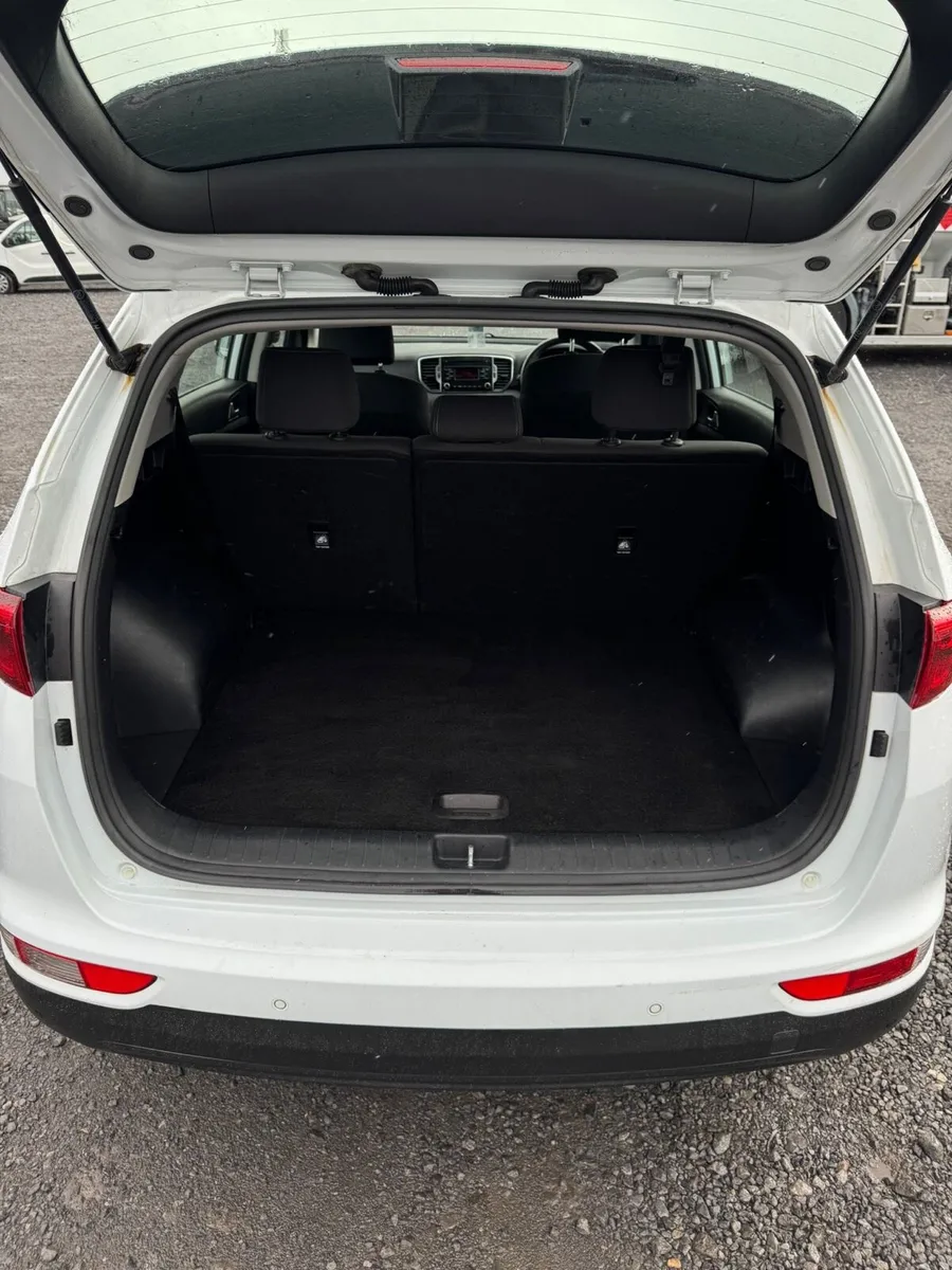 181 Kia Sportage - Image 3
