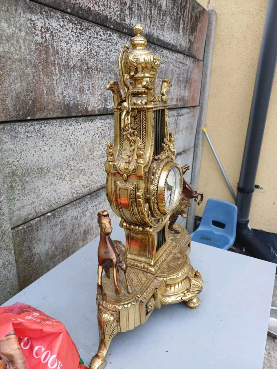 1945 Virtus Heavy Bronze Casa Padrino Clock - Image 4