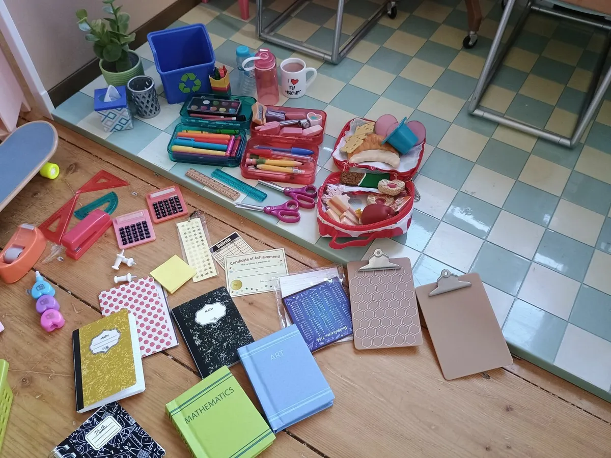 Our generation school house and extras - Image 2