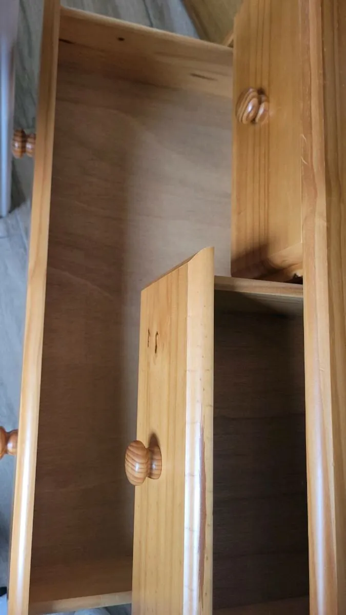 Chest of Drawers - Image 3