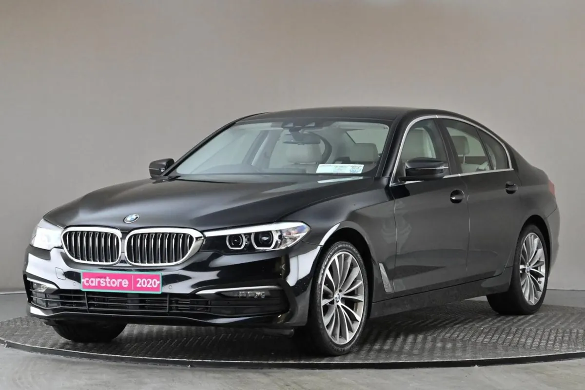 BMW 5 Series 520D SE 12dw  beige Leather - Image 3