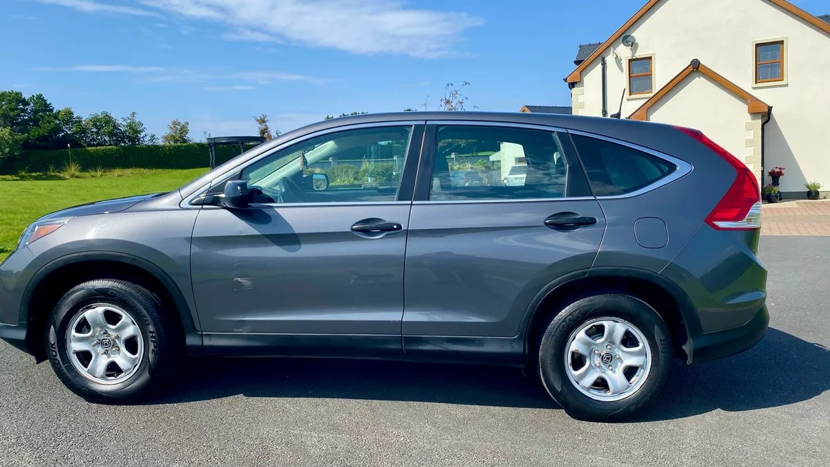 Honda CR-V 2014 Left Hand Drive Petrol Auto - Image 4
