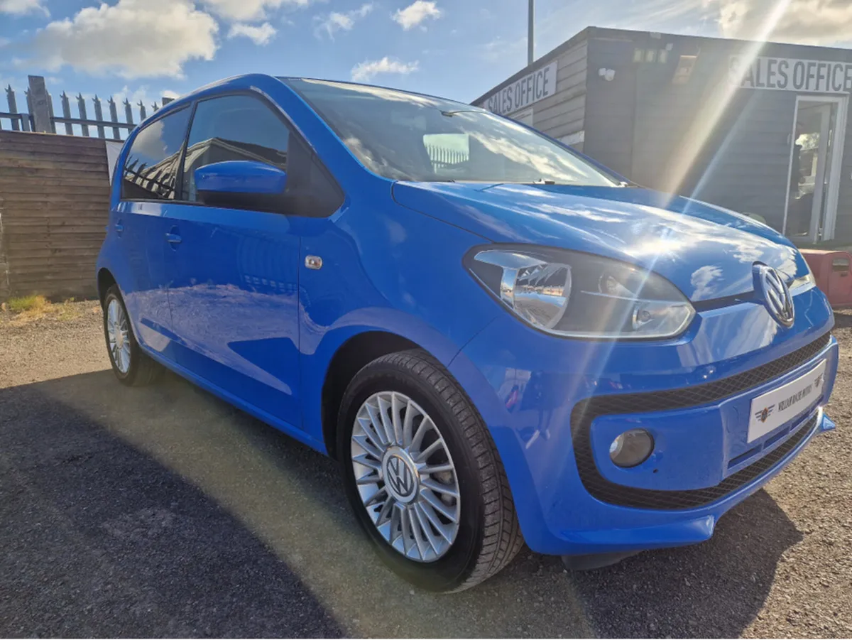 Volkswagen up! 1.0  PETROL AUTO - Image 2