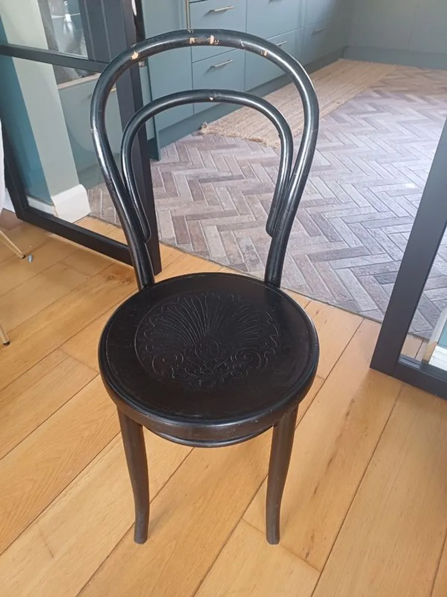 Bentwood style chairs - Image 3