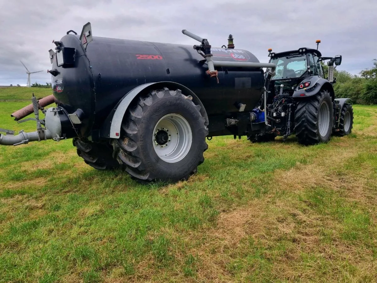 2018 OBE slurry tanker - Image 2