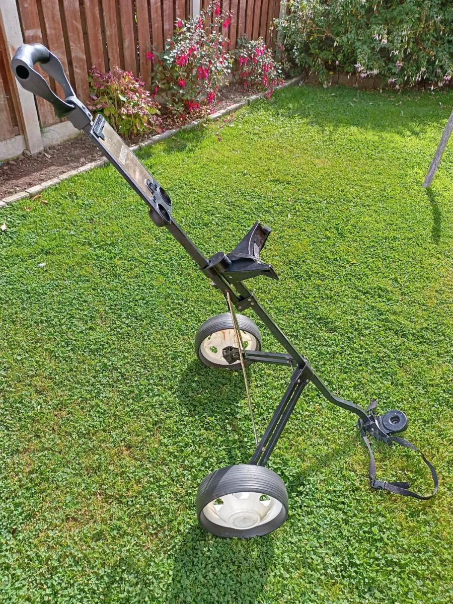 Howson golf trolley. - Image 3