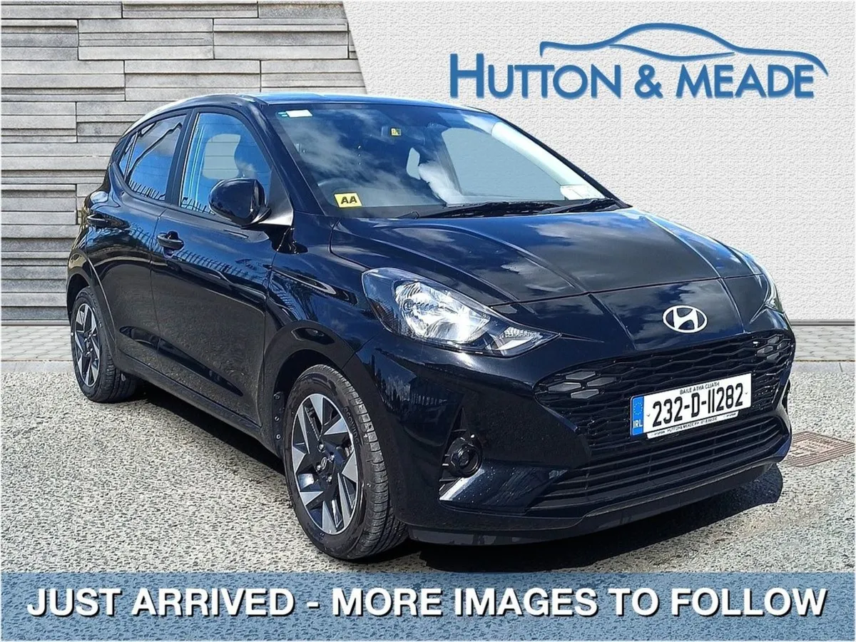 Hyundai i10 Delux Plus Auto 1.0 Petrol 5dr - Image 1