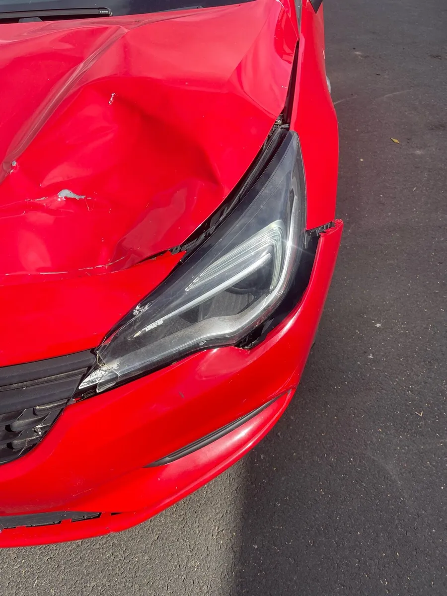 Opel Astra 1.4 Petrol 2017 - Image 4