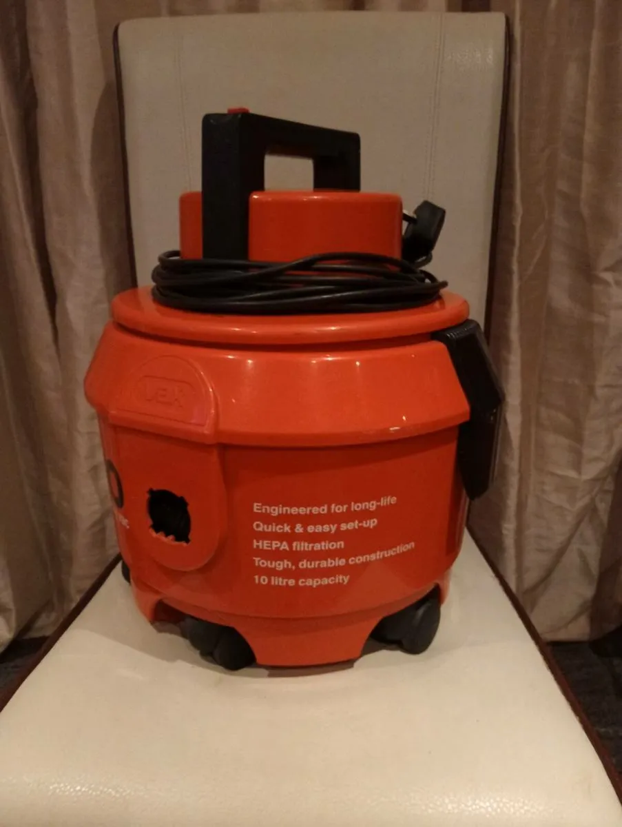 Vax pro 1200w vacuum - Image 2
