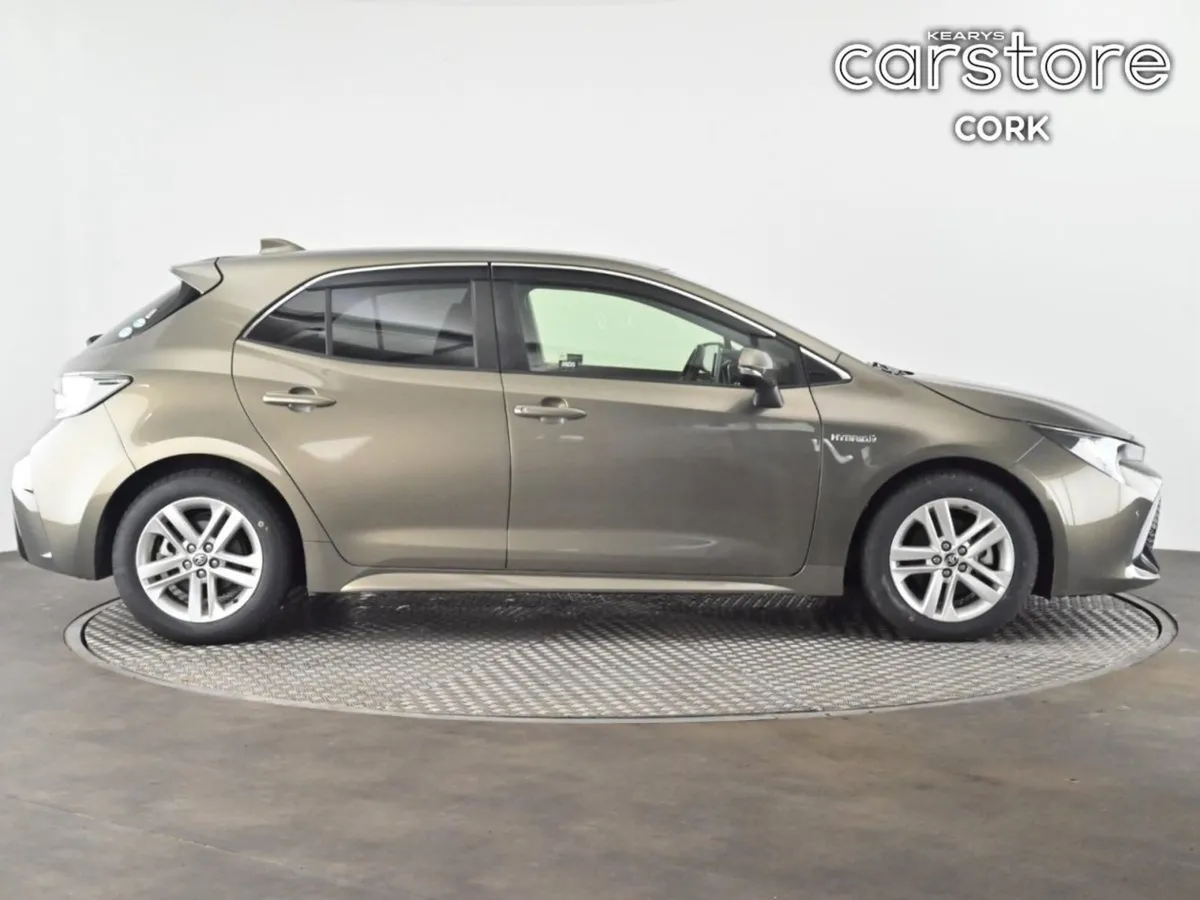 Toyota Corolla 1.8 Hybrid Auto - Image 2