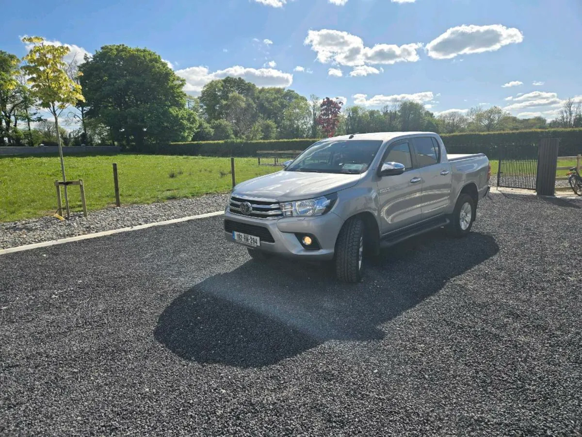 Toyota hilux 192 - Image 1
