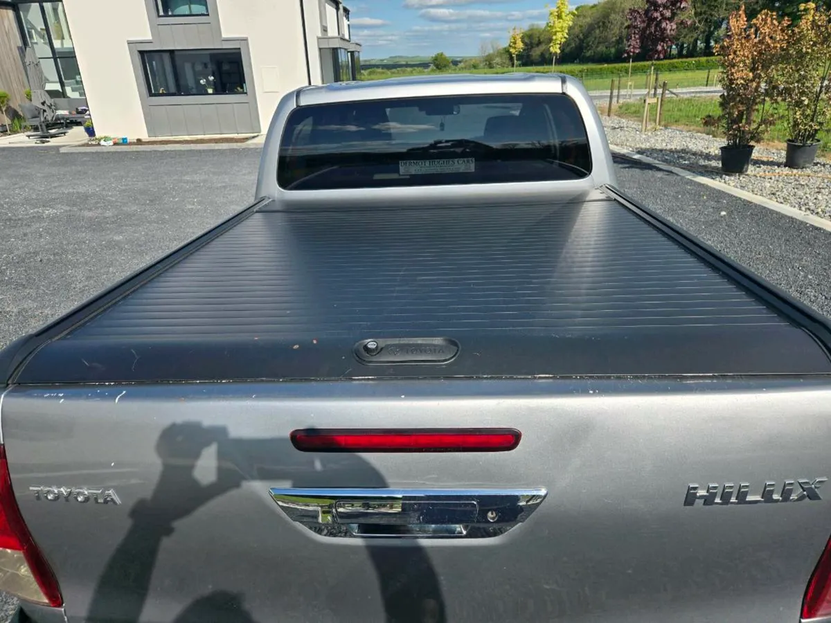 Toyota hilux 192 - Image 2