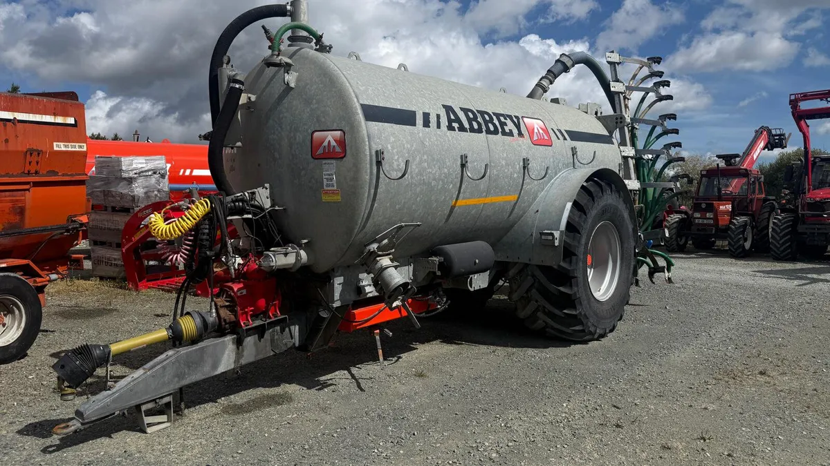 Abbey 2750R c/w Trailing Shoe - €25,000 + VAT - Image 1