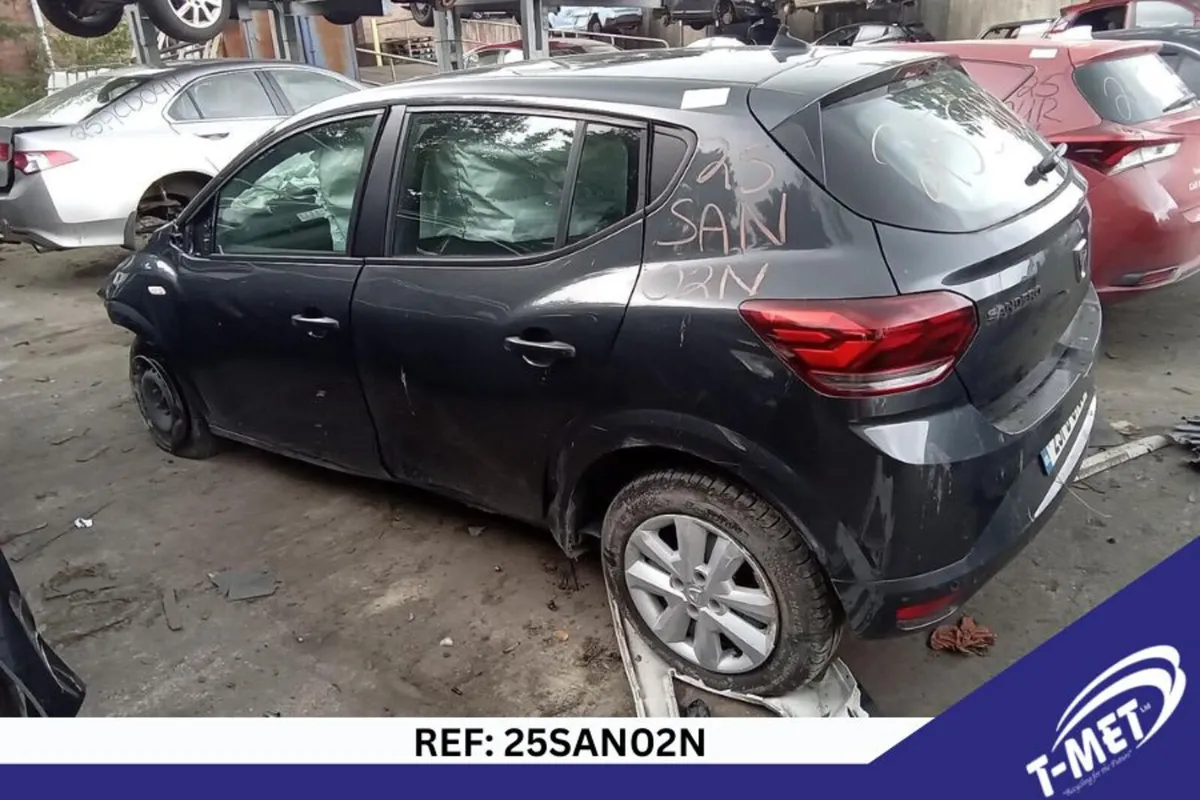 2023 DACIA SANDERO BREAKING FOR PARTS - Image 3