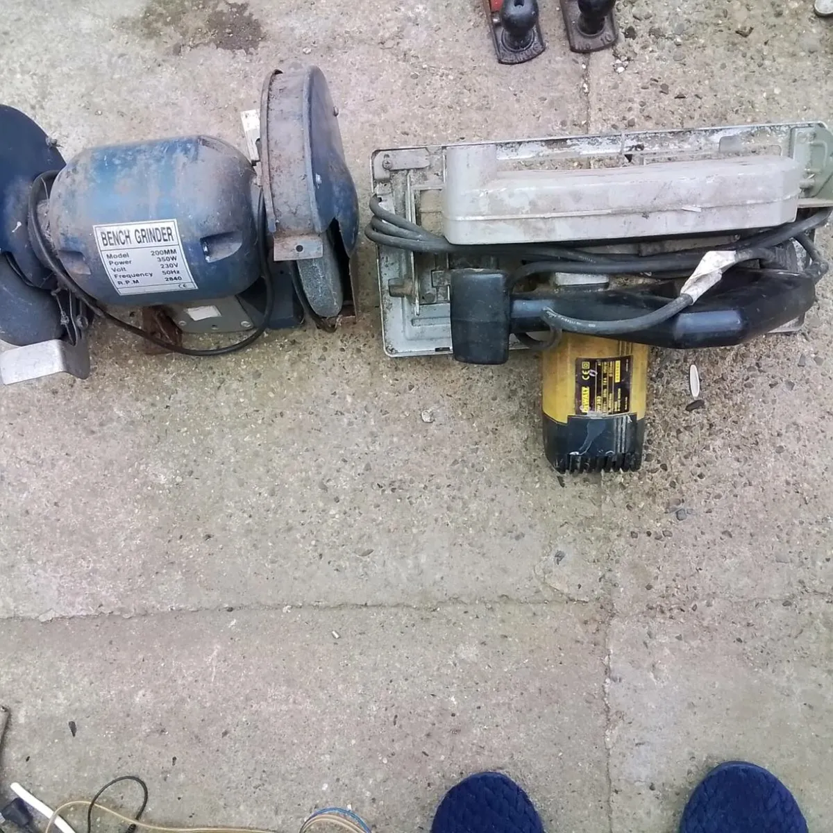 POWER TOOLS - Image 1