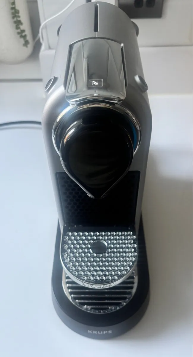 COFFEE MACHINE NESPRESSO CITIZ - Image 1