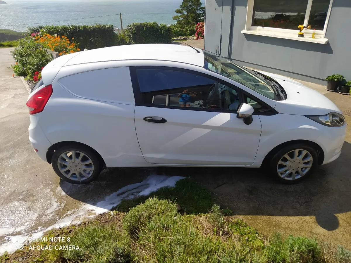 Ford Fiesta  van 2012 1.4 diesel - Image 3