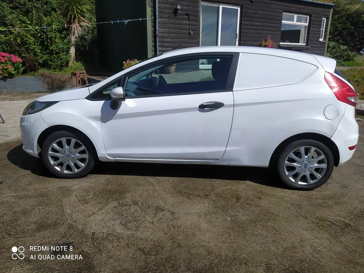 Ford Fiesta  van 2012 1.4 diesel - Image 4