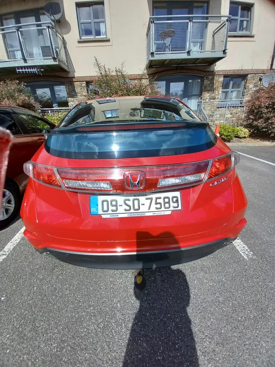 Honda Civic 2009 Diesel - Image 2