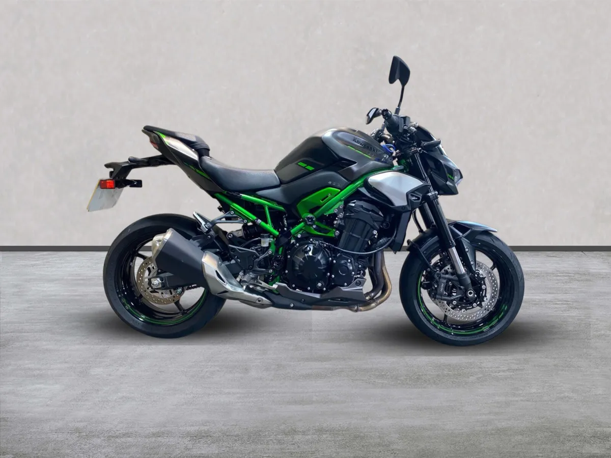 Kawasaki ZR 900 SSFAN with Extras (25MY), NI Reg - Image 1