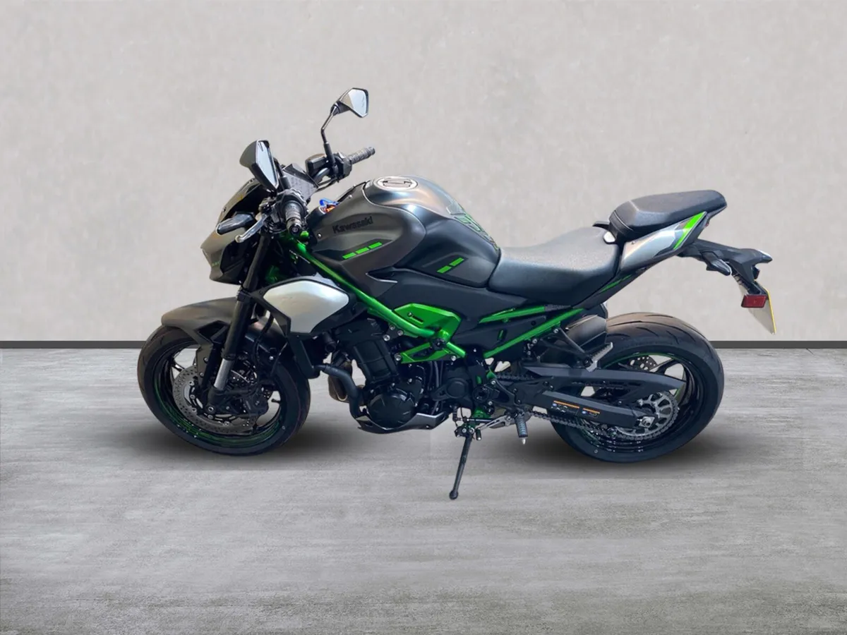 Kawasaki ZR 900 SSFAN with Extras (25MY), NI Reg - Image 2