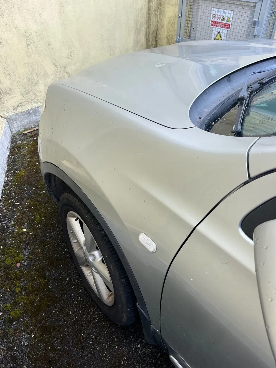 Nissan Qashqai 2010 - Image 2