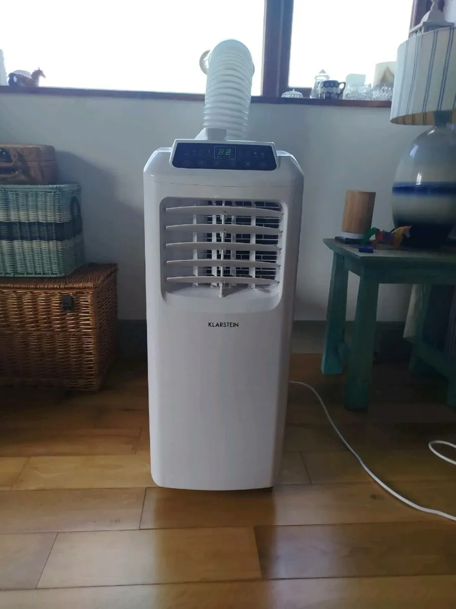 Portable air-conditioner - Image 1