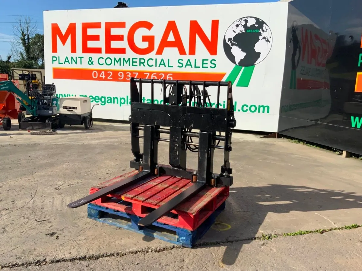 UNUSED JCB PRECISION PLACER CARRIAGE...4707. - Image 3