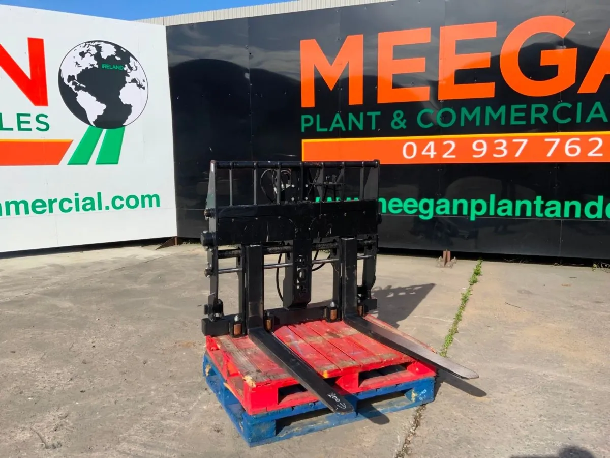 UNUSED JCB PRECISION PLACER CARRIAGE...4707. - Image 1