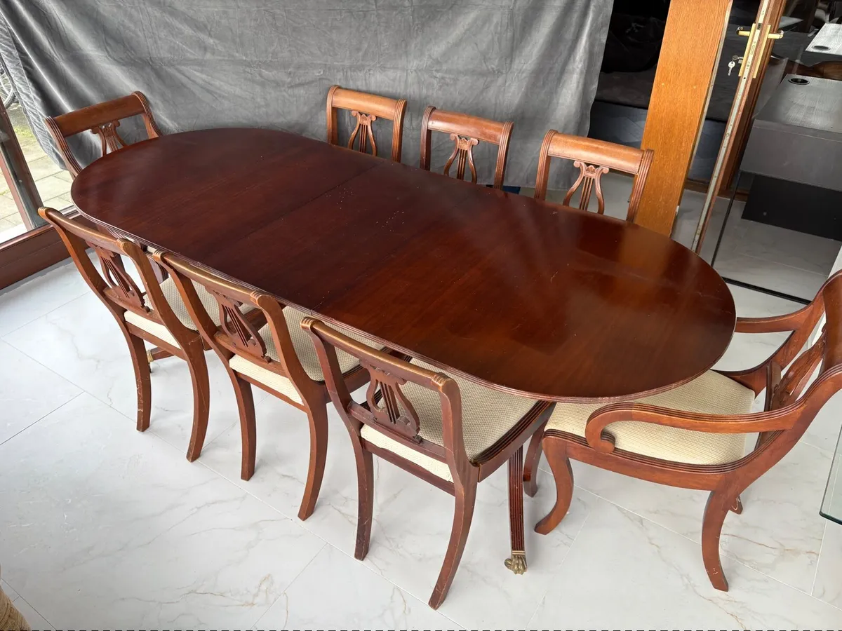 Mahogany D-end dining extendable table & 8 chairs - Image 1