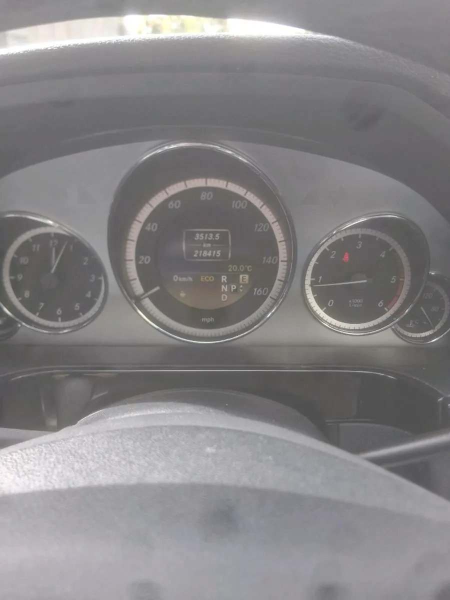 2012 Mercedes E220d Automatic Blue Efficiency - Image 2