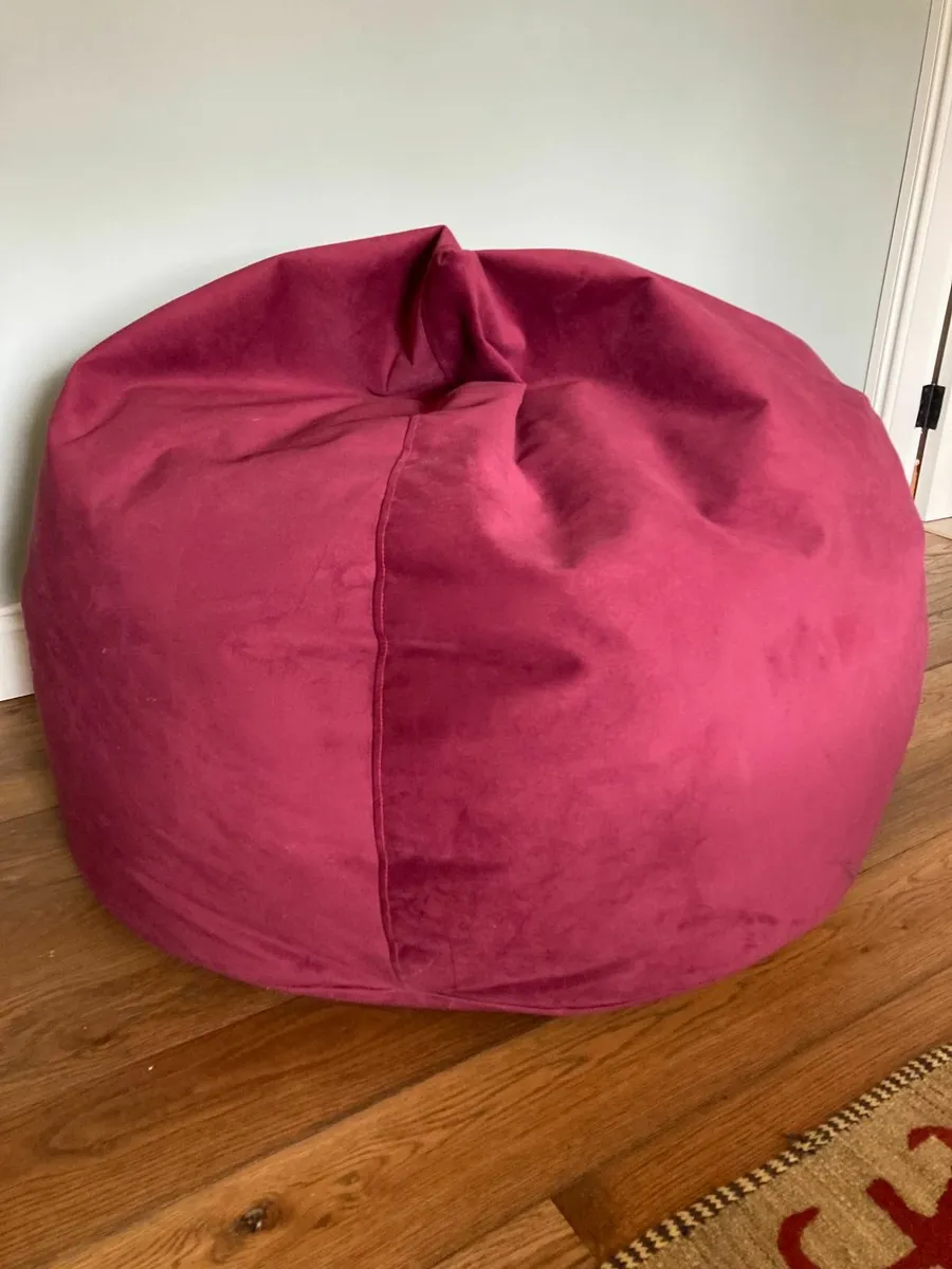 Giant Bean Bags - Image 1