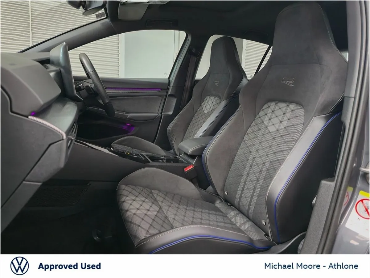 Volkswagen Golf Golf R-line 2.0 TDI 150BHP Auto - Image 4