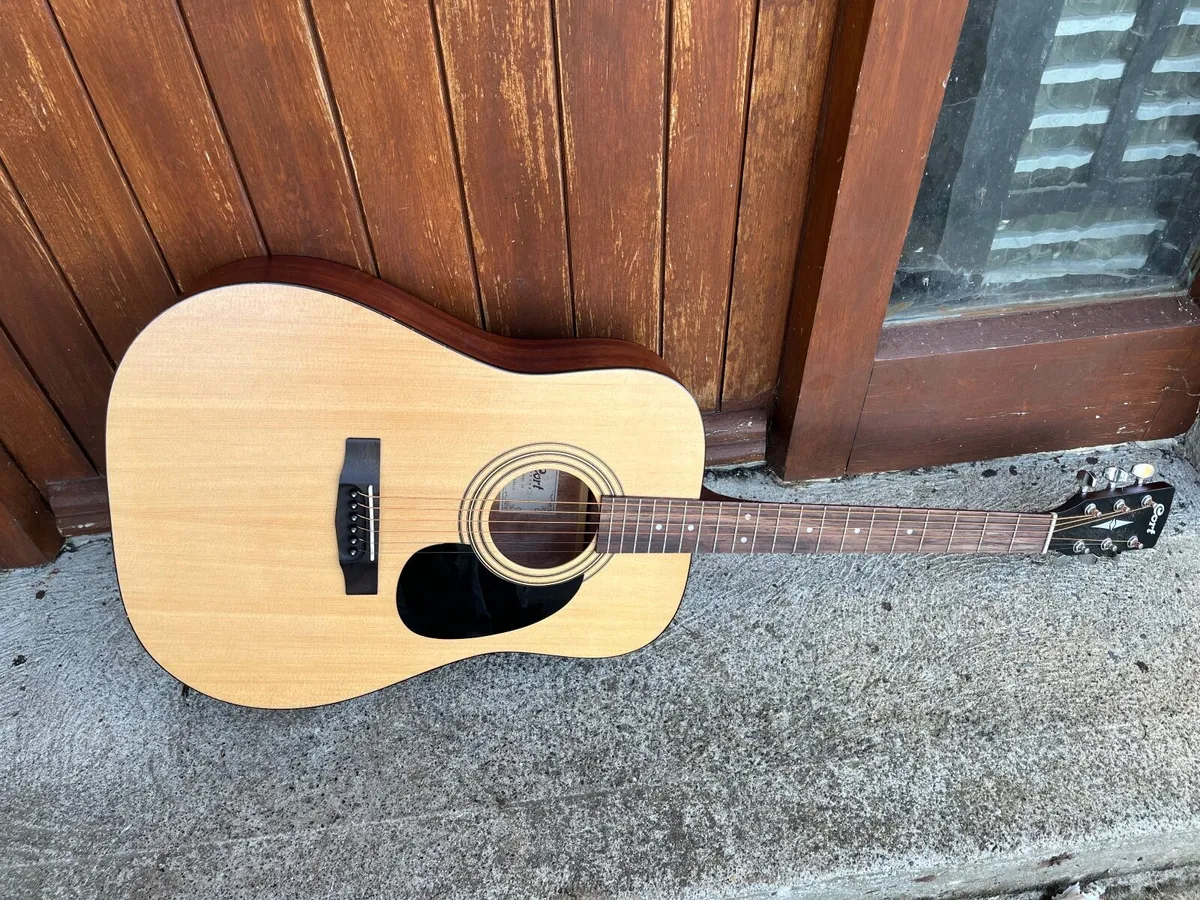 Guitar - Image 1