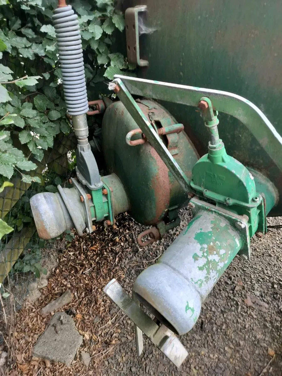 Major 1300ltr Slurry Tank - Image 4