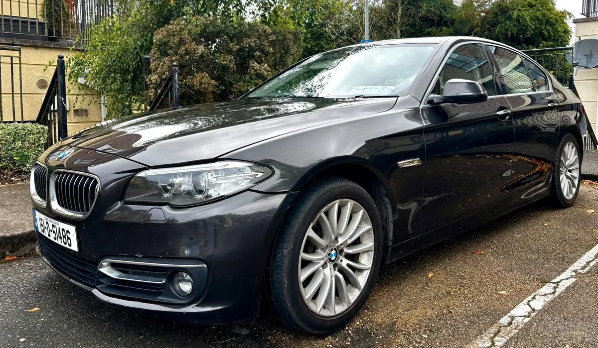 2015 BMW 520D Luxury - Image 1