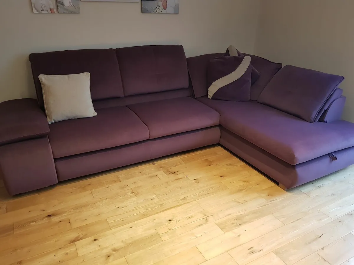 Purple colour - Image 2