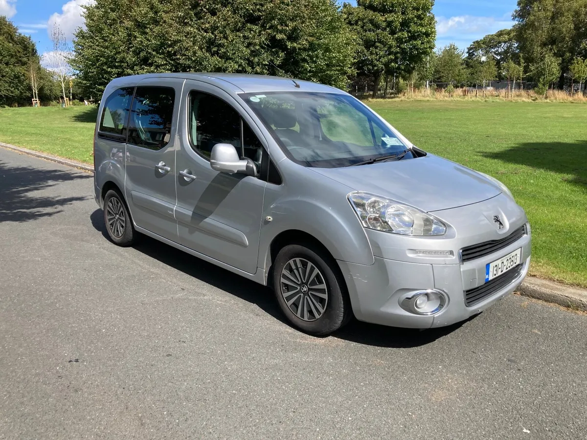 Wheelchair Peugeot Partner Tepee 2013 - Image 1