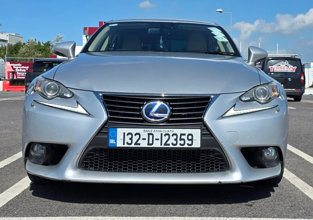 2013 Lexus IS300h Hybrid - Image 2